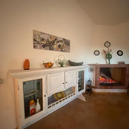 Casa Indipendente In Campagna Calasetta