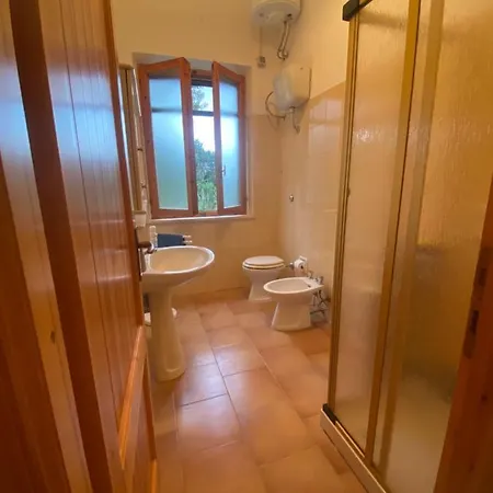 Casa Indipendente In Campagna Calasetta